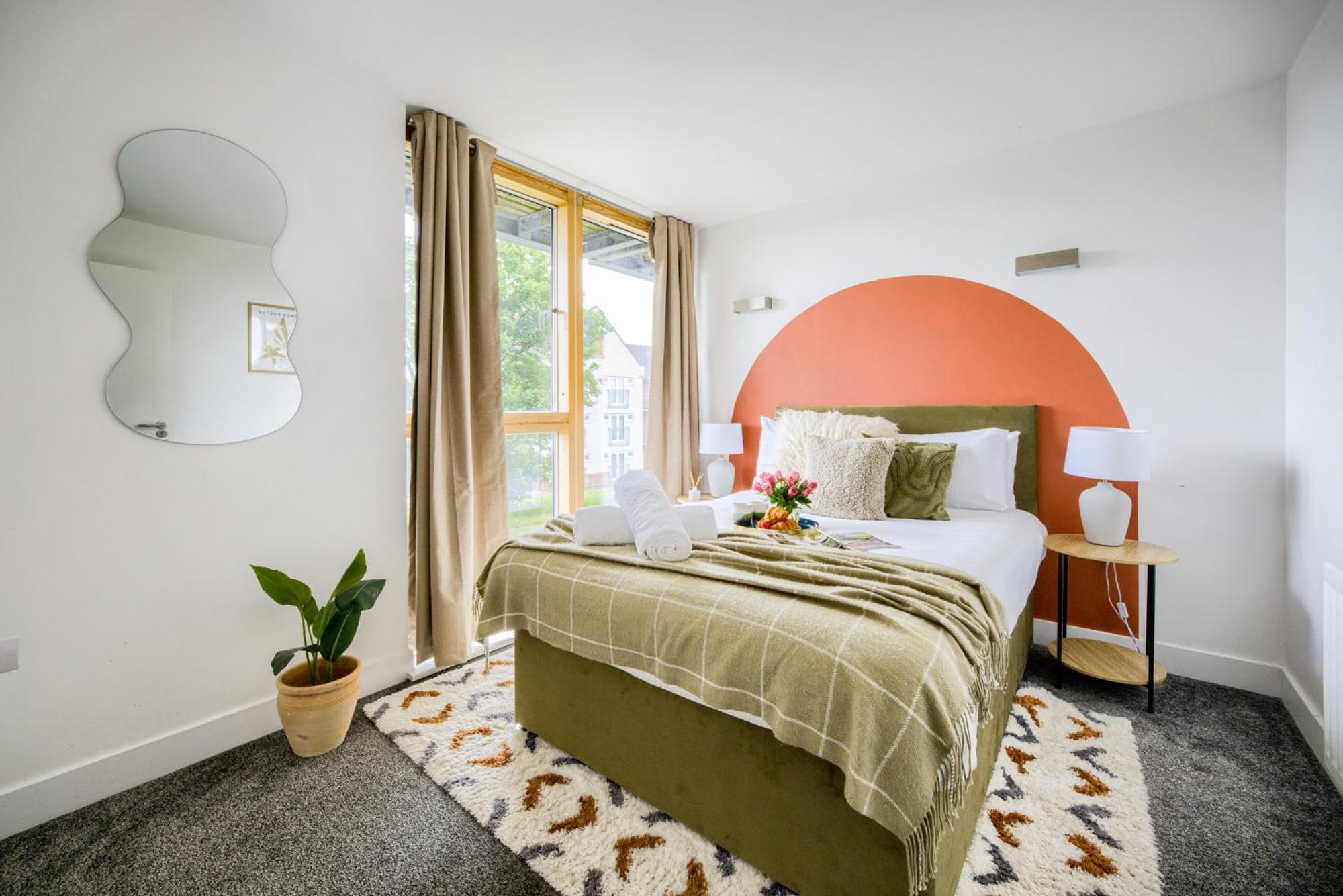Coventry Large 4-Bed Townhouse By Empower Homes Bagian luar foto